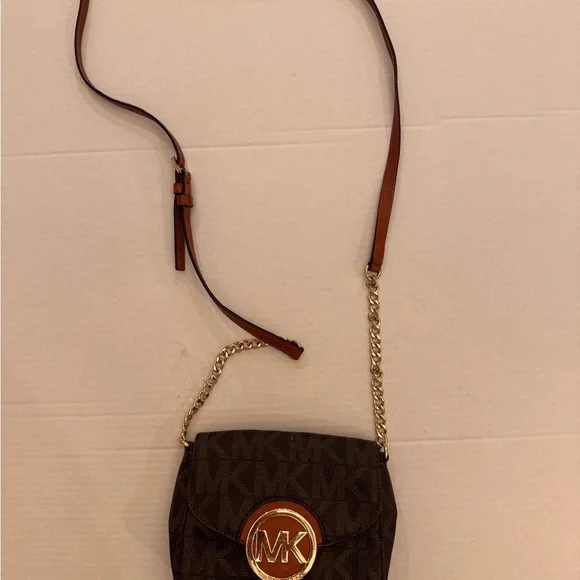 MICHAEL KORS Monogram Fulton Brown Signature Flap Chain Leather Crossbody Bag - Picture 3 of 9